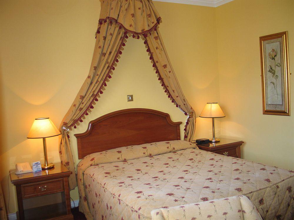 Old Weir Lodge Killarney Eksteriør bilde